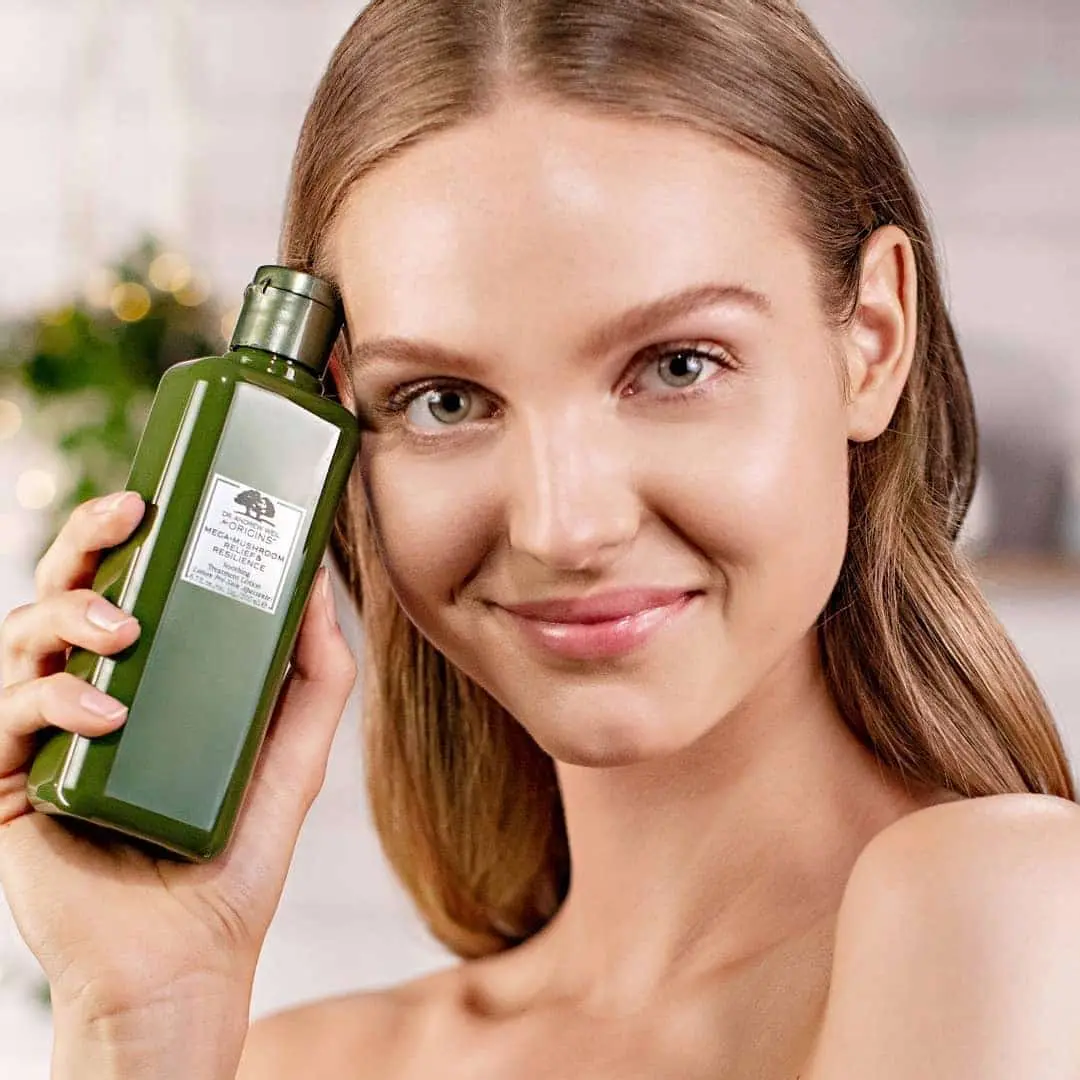 Origins_Holiday_MM_CloseUp