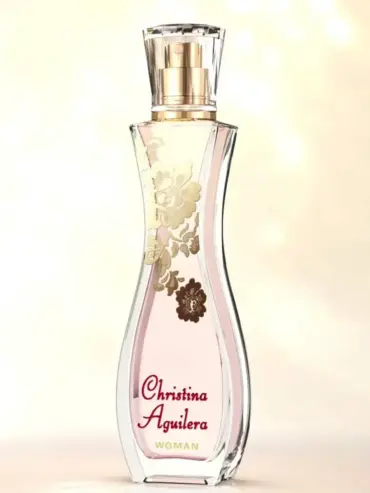 Christina_Aguilera_3D_Pakcshot